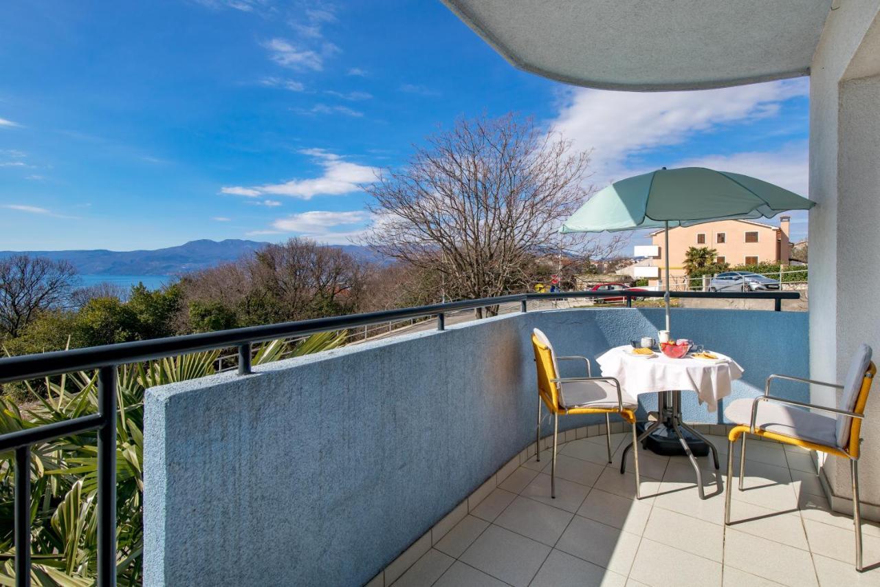Apartman Iris 2 -Rijeka Apartamento Exterior foto